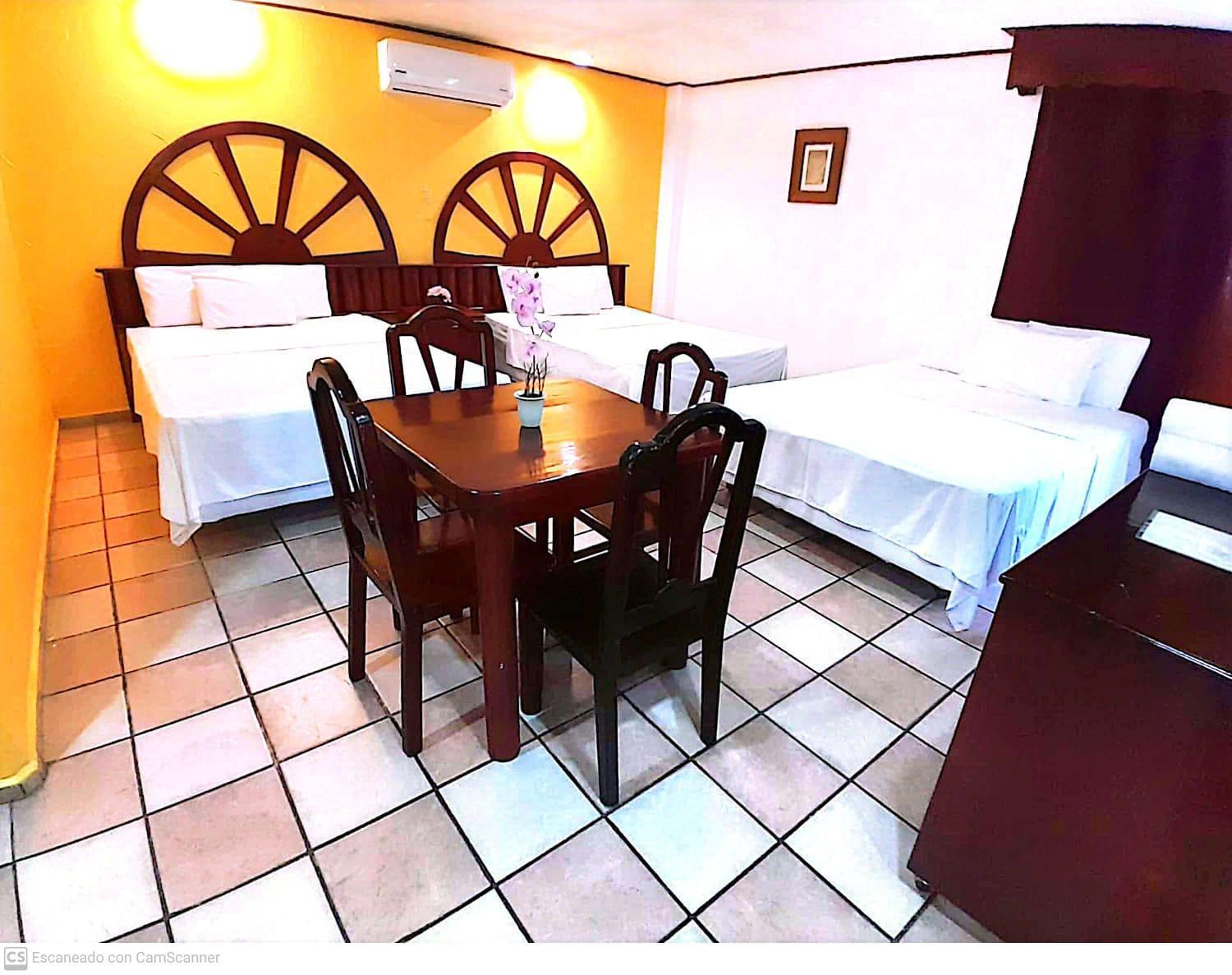 Hotel Esmeralda Poza Rica ภายนอก รูปภาพ